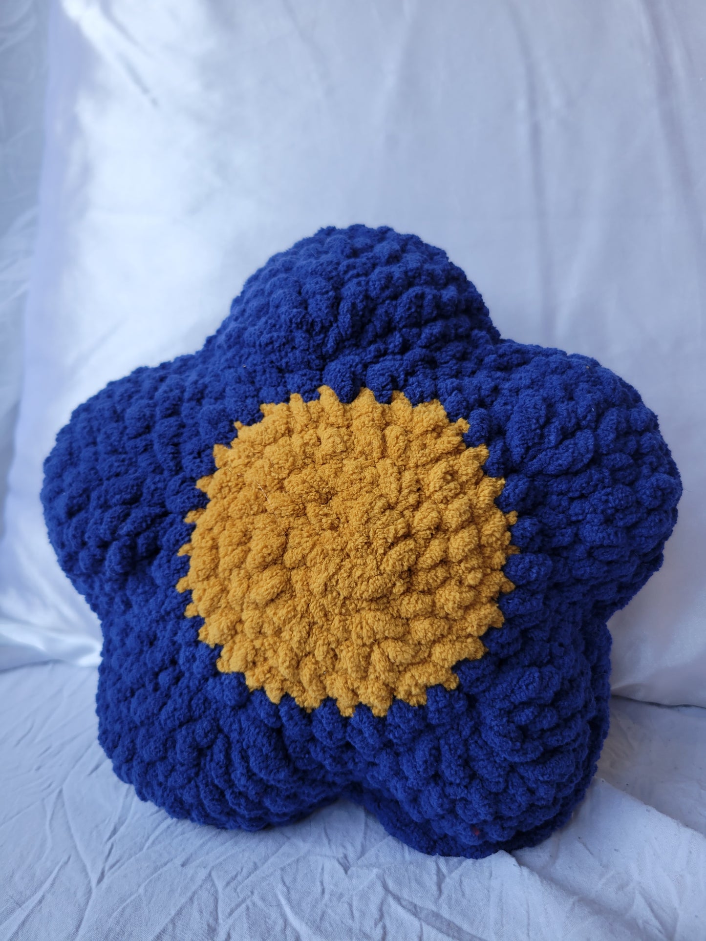 Retro Flower Mini Pillow