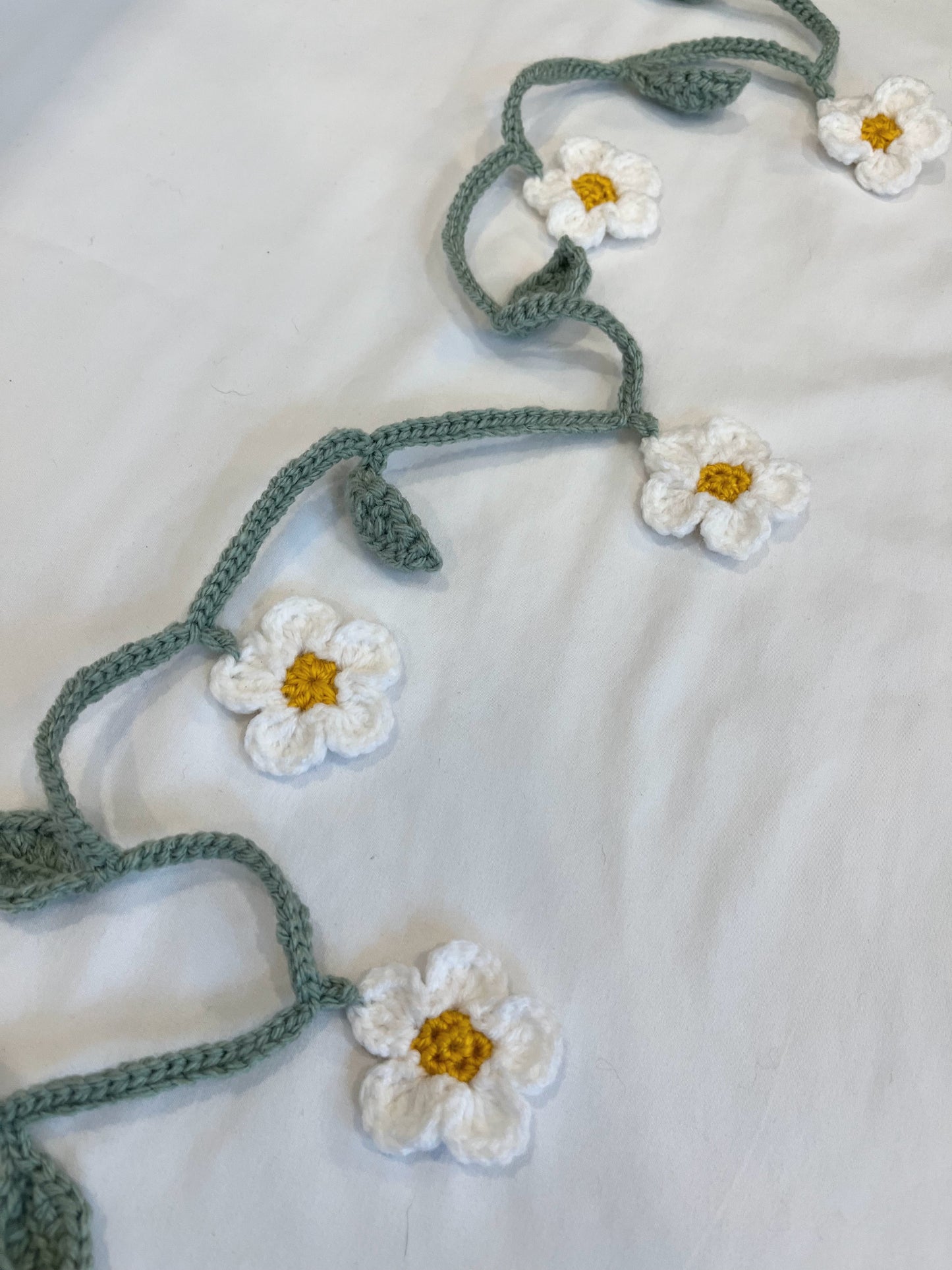 Daisy Chain Garland